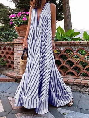 Women's Red Striped Pleated Big Swing V-Neck Bohemian Beach Maxi Dress