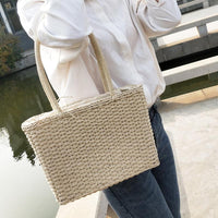 Hand-woven Straw Bag Casual Female Bag Spot